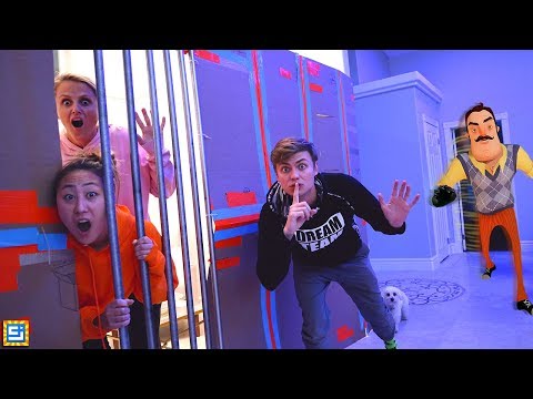 Hello Neighbor Cyber Spy Challenge in the Dark with Sharer Fam!! - UCneC60ueLDbk6NVzMHUUhKg