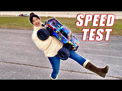 How Fast is the Traxxas X-Maxx Monster Truck? - TheRcSaylors - UCYWhRC3xtD_acDIZdr53huA