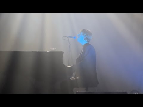 don’t be afraid of the dark Tom Odell Live in Concert