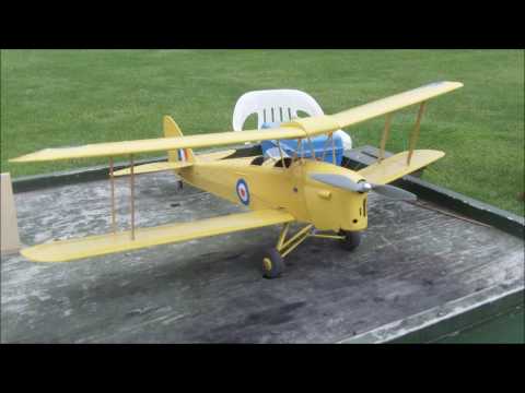 De Havilland Tiger Moth R/C Scratch Build Maiden Flight - UCfqeHMZ1F9CS7LfzQ7vJZHA