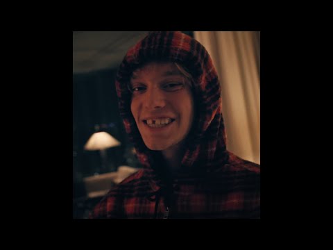 ( sped up ) GLAUB NICHT ALLES WAS DU SIEHST ~ Ufo361, makko