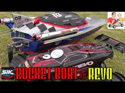 Rocket Boat vs Car. What could possibly go wrong? - UCFORGItDtqazH7OcBhZdhyg