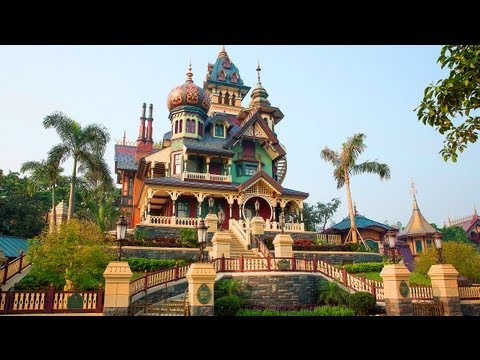 Making of Mystic Manor with Imagineers and executives at Hong Kong Disneyland - UCYdNtGaJkrtn04tmsmRrWlw