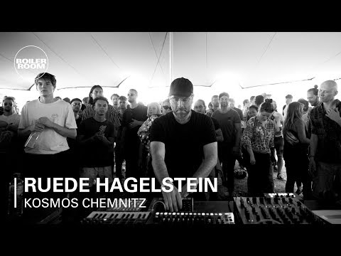 Ruede Hagelstein | BOILER ROOM X KOSMOS CHEMNITZ: #WIRBLEIBENMEHR - UCGBpxWJr9FNOcFYA5GkKrMg