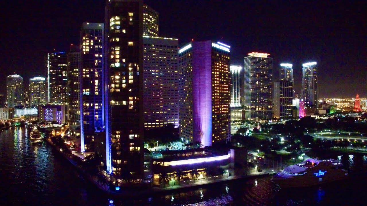 Awesome MIAMI, Florida at Night Aerial 4K Drone Racer.lt