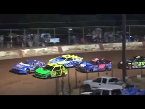Stock 4a at Winder Barrow Speedway 6/22/2024 - dirt track racing video image