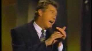 Michael Crawford - Tell Me on a Sunday [Johnny Carson Show]