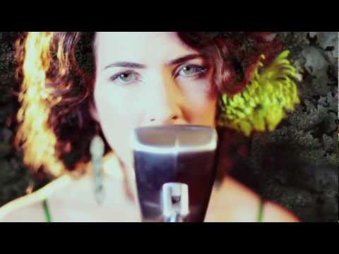 Andain - Turn Up The Sound (Official Music Video) - UCvYuEpgW5JEUuAy4sNzdDFQ