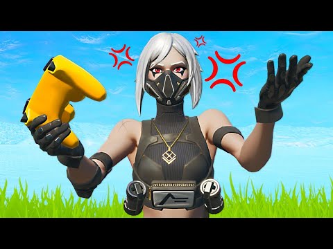 PC Pro Tries Controller in Fortnite... (LIVE) - UC2wKfjlioOCLP4xQMOWNcgg