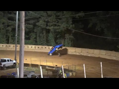 Fwd at Winder Barrow Speedway May 21st 2022 - dirt track racing video image