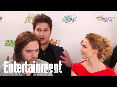 12 Monkeys: Amanda Schull, Aaron Stanford & More On Final Season | SDCC 2017 | Entertainment Weekly - UClWCQNaggkMW7SDtS3BkEBg
