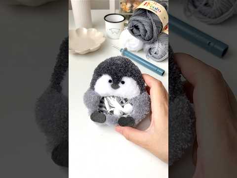 ペンギンの透明ポーチ作ったよ🐧🪡#punchneedle