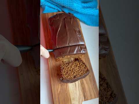 I can’t stop making this Sweet Potato Applesauce Bread 🍠🍎 #easyrecipe #shorts