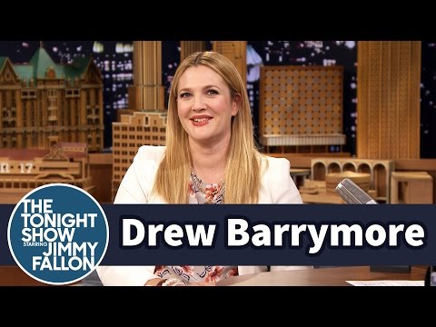 Drew Barrymore Has No Interest in Dieting - UC8-Th83bH_thdKZDJCrn88g