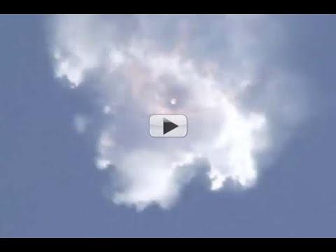 Explosion! SpaceX CRS-7 Mission Ends In Disaster | Video - UCVTomc35agH1SM6kCKzwW_g