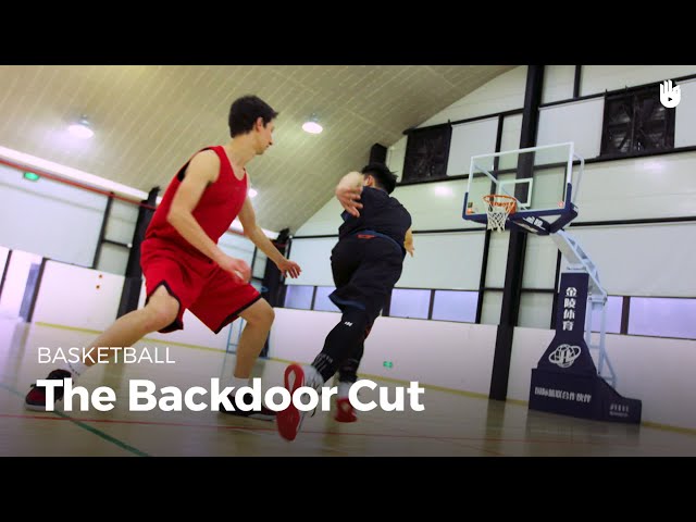 The Backdoor Cut in Basketball – Why It Works