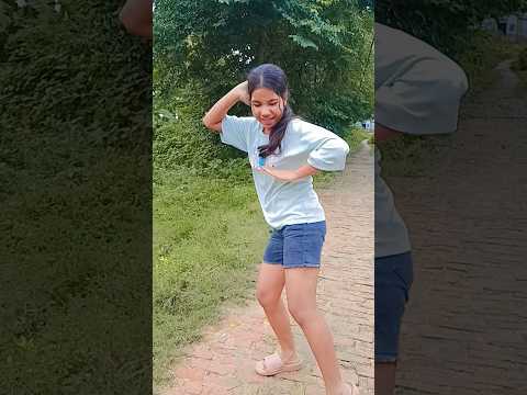 palangiya hilawe wala chahi...😜🥵🔥#bhojapurihitsong #danceviral #trendingshorts @Shradhyapal9742