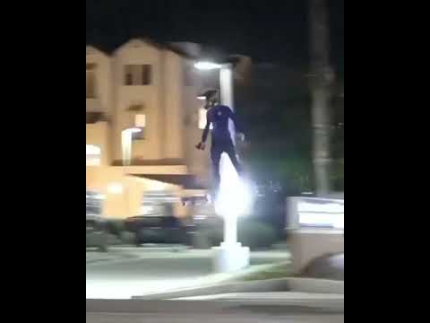 Must See Drone Hoverboard Flying Through City - UC3WTsnpsV_L6pSYPHdSl0YQ