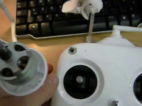 How to connect a standard servo or gimbal tilt control on Phantom 2 5.8ghz - UCtpl0iFEzsrT9BW4ig-WBQA