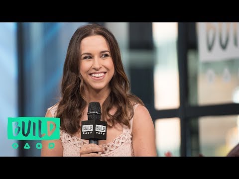 Lacey Chabert On "Moonlight In Vermont" - UClZmCCcrhNaXhWYvZNIolWg