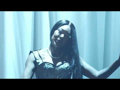 Throw It Away (Live) from The Summer Walker Series at the Coca-Cola Roxy