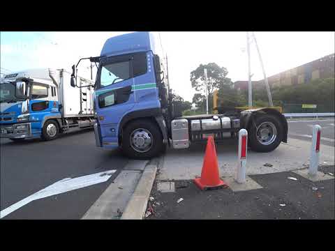 How to drive trucks in Japan