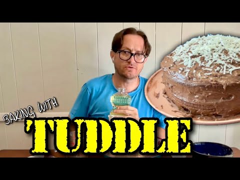 Tuddle Bakes Bubba a Cake