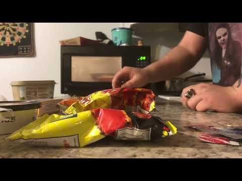romen noodle food hack part one