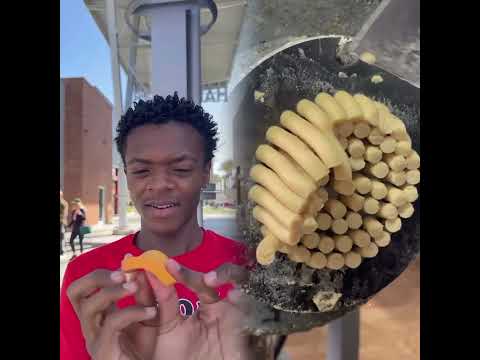 ARE THESE POPSICLES OR ERASERS? #msbeanie ‪@ravontyler‬
