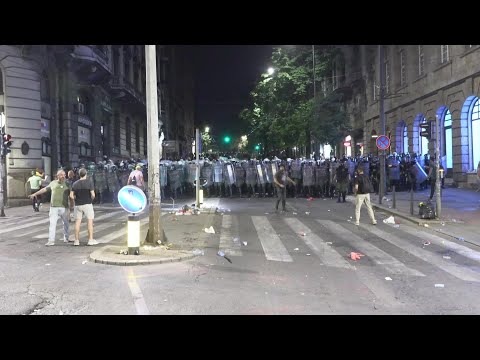 Clashes between police and protesters erupt in Belgrade after anti-government rally | AFP