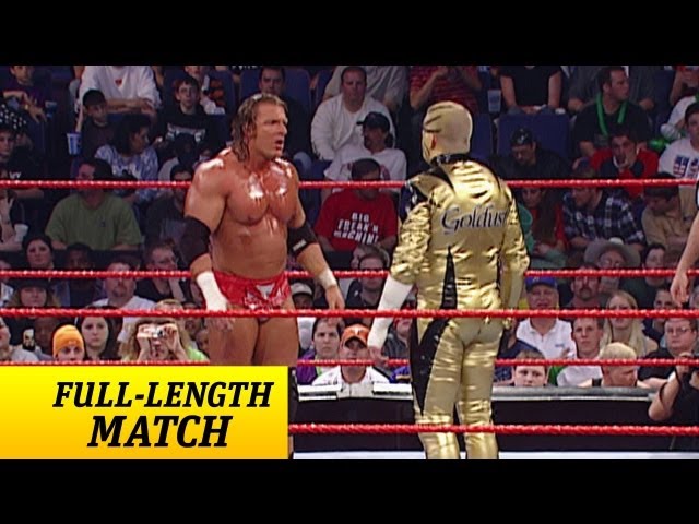 How Old Is Gold Dust in WWE?