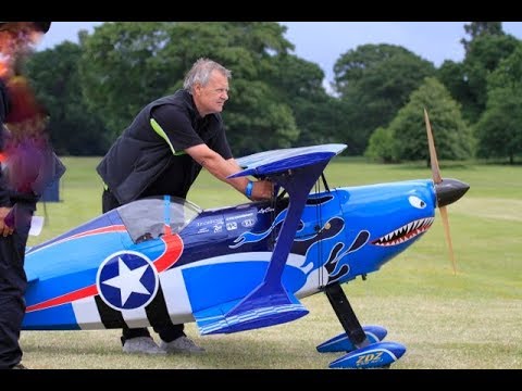 GIANT 55% RC PITTS CHALLENGER PITBULL MUSCLE BIPLANE DISPLAY - ROBBIE AT WESTON PARK - 2018 - UCMQ5IpqQ9PoRKKJI2HkUxEw