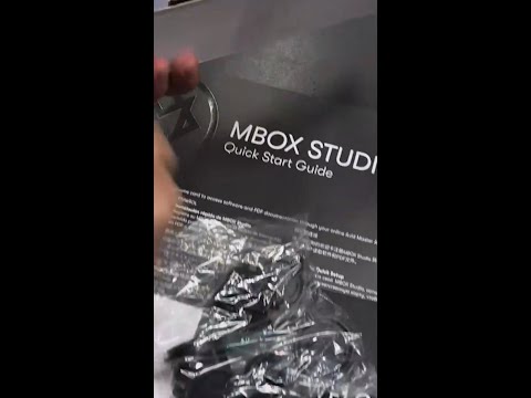 🎵 Unboxing the MBOX Studio 📷 Ricardo Pegnotti