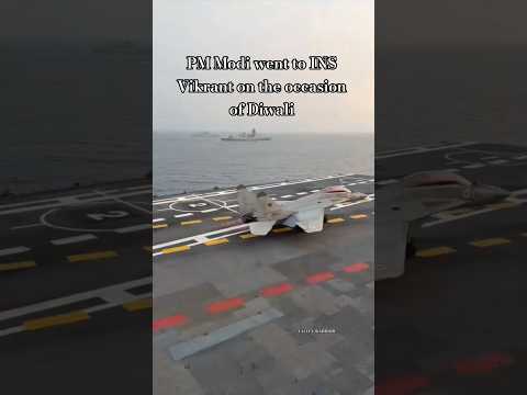 PM Modi went to INS Vikrant on Diwali to meet with Indian Navy #indiannaval #insvikrant #navyparade