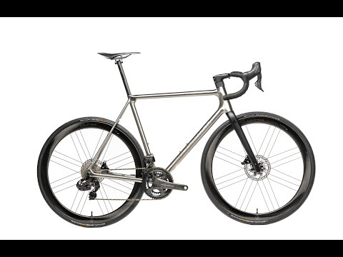 FALKENJAGD TITANBIKES - ARISTOS RSR - 3D INTERPRETATION - MEHR ULTRA RENNRAD ODER SPEED GRAVEL BIKE?