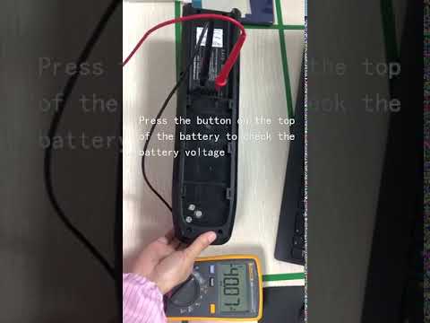 How to test the battery voltage with a universal meter