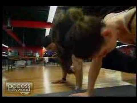 Access Hollywood:  LL Cool J workout | Access Hollywood - UCiKGMZZmZXK-RpbKJGXgH3Q