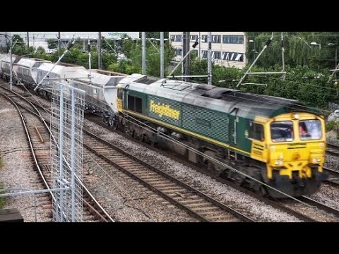 Trains, Tones and a Plane at Romsey Bridge, West Ealing GWML | 13/06/20