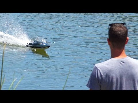 Fast RC Racing Boat - REVIEW - UCgyvzxg11MtNDfgDQKqlPvQ