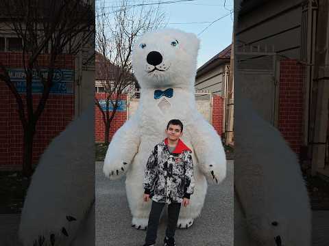 Умка поздравляет