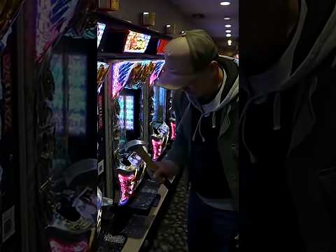 熊と戦う牙狼ハンマーおじさん #牙狼 #パチンコ #牙狼ハンマーおじさん