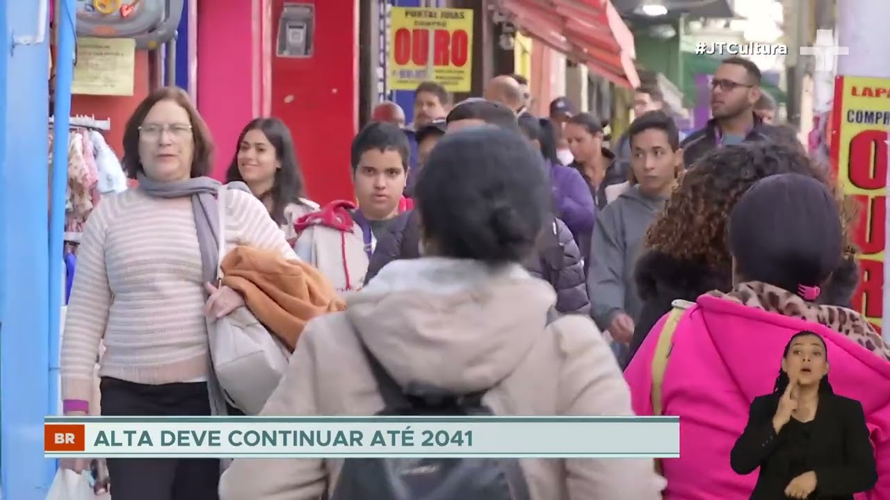 População brasileira chega a 213 milhões de habitantes, de acordo com dados do IBGE