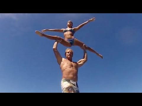 Incredible tandem surfing tricks! (People are Awesome) - UCIJ0lLcABPdYGp7pRMGccAQ