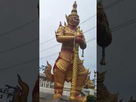 Why These Thai Temples Look So Weird