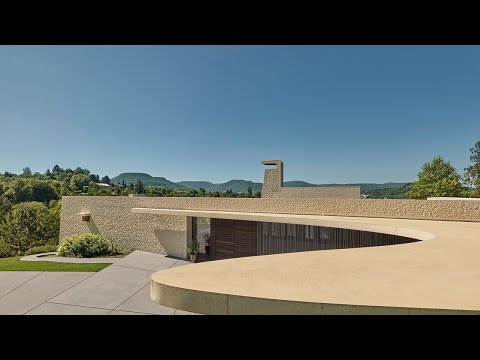 Modern Villa by Alexander Brenner Architects - Fineway House