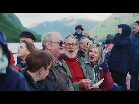 Artist Jim Moir (Vic Reeves) Paints Guests’ Norwegian Fjords Moments aboard MS Borealis