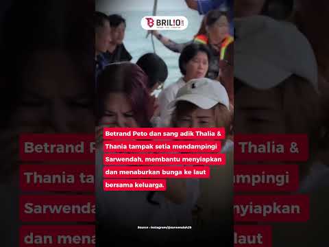 Tangis Sarwendah peringati 100 hari kepergian ayahnya, Betrand Peto-Jordi Onsu dampingi tabur bunga