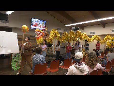 Atlanta Braves World Series Trophy makes a stop in Trojan Arena -  TrojanVision