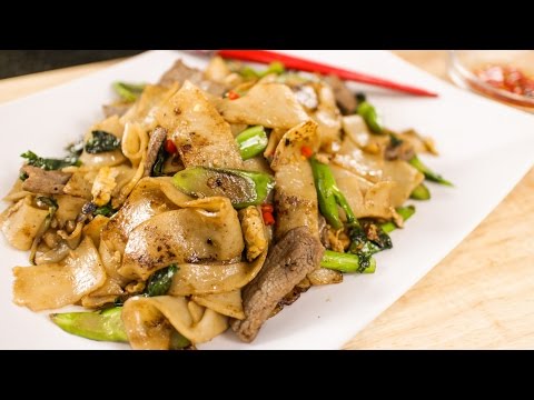 Pad See Ew Recipe ผัดซีอิ้ว - Hot Thai Kitchen - UC27C_HWo-UmKkdWGsRJZ8EA