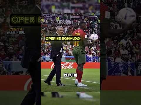 Ketika Ronaldo Kasih Tau Cara Main Bola yang Benar! 🤯⚽ #shorts #football #cr7
